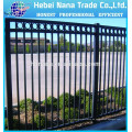 2017 heiße Verkäufe verzinkter Stahlrohrzaun / billige Schmiedeeisen-Zaunplatten zum Verkauf / Zaunplatten-Vierkantrohr